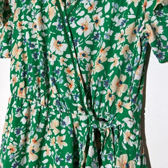 Sienna Sky Green Faux Wrap Floral Dress Women's L - Picture 9 of 9